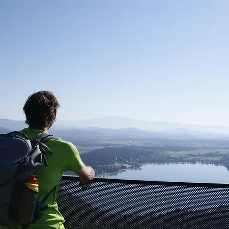 Gerti Klopein am Klopeiner See